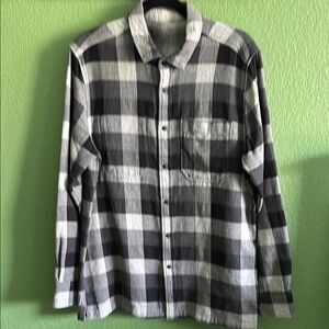 Men's Black and White Checkered Flannel Shirt